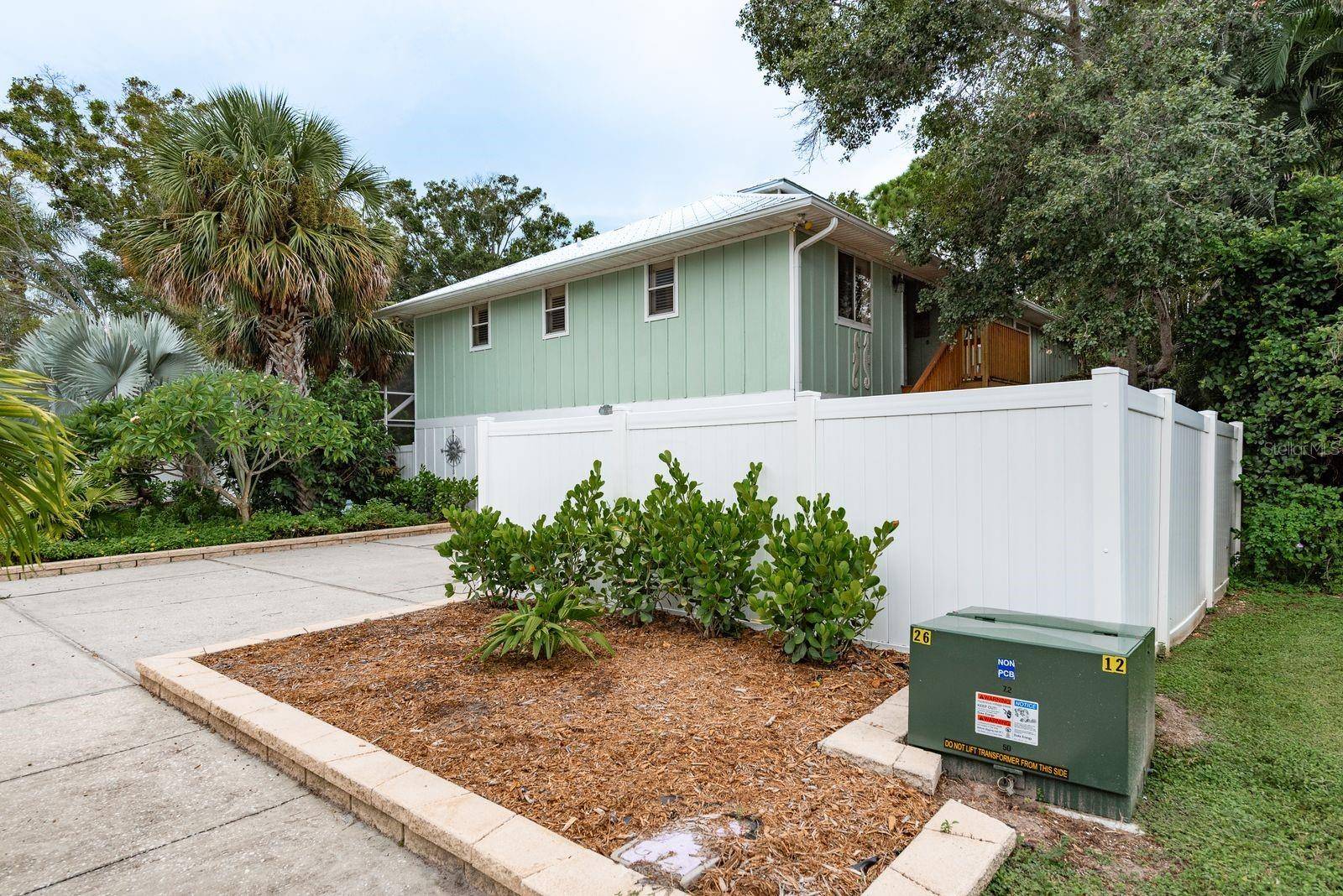 737 OHIO AVE, Palm Harbor, FL 34683