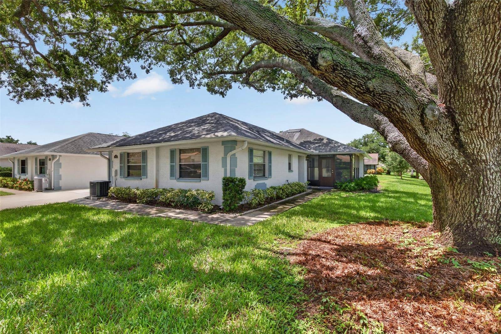 1275 STONEHAVEN LN, Dunedin, FL 34698