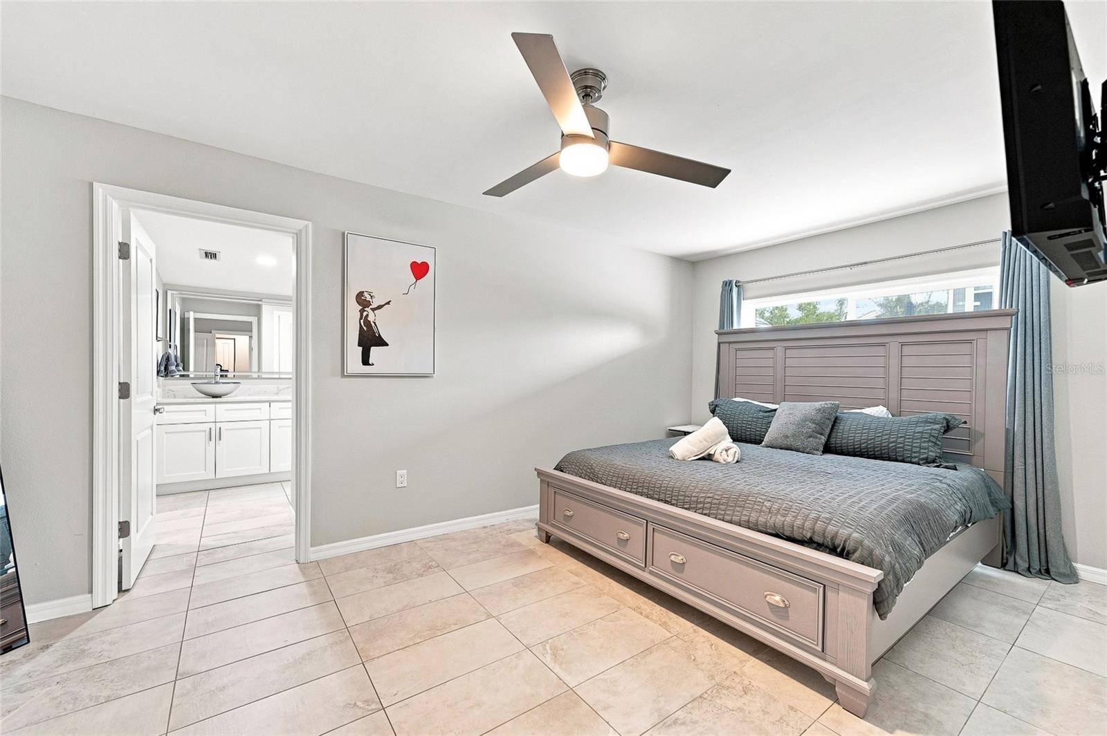 608 SAINT JUDES DR, Longboat Key, FL 34228