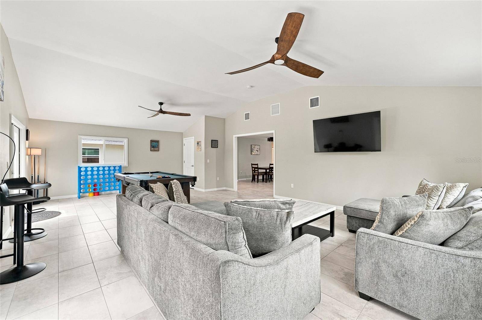 608 SAINT JUDES DR, Longboat Key, FL 34228