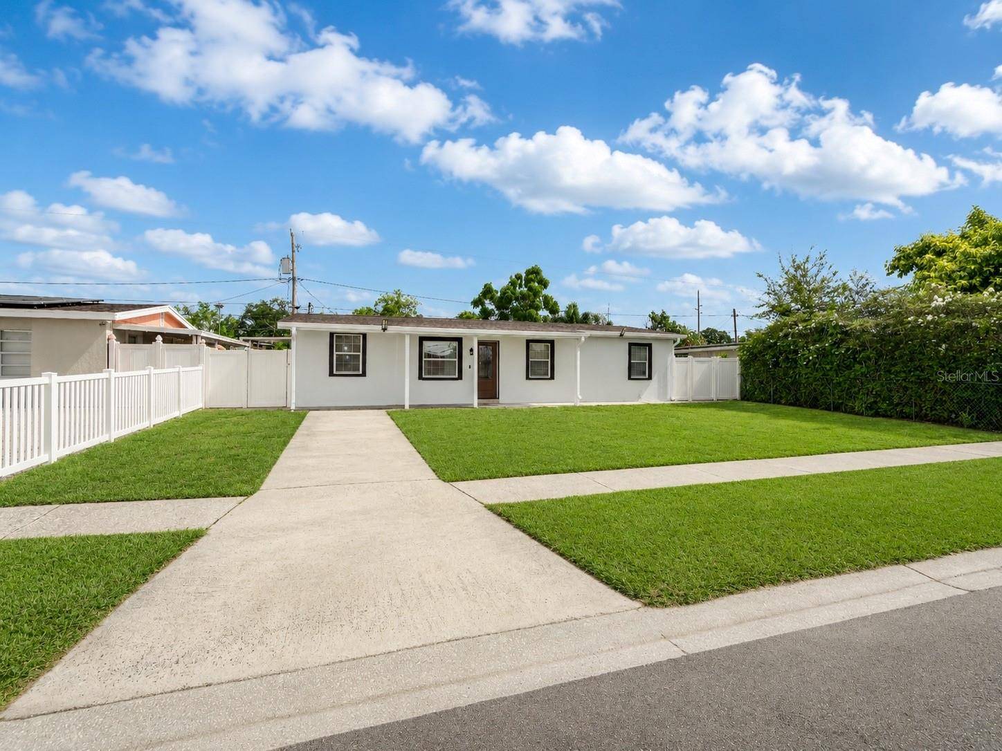 4409 W HANNA AVE, Tampa, FL 33614