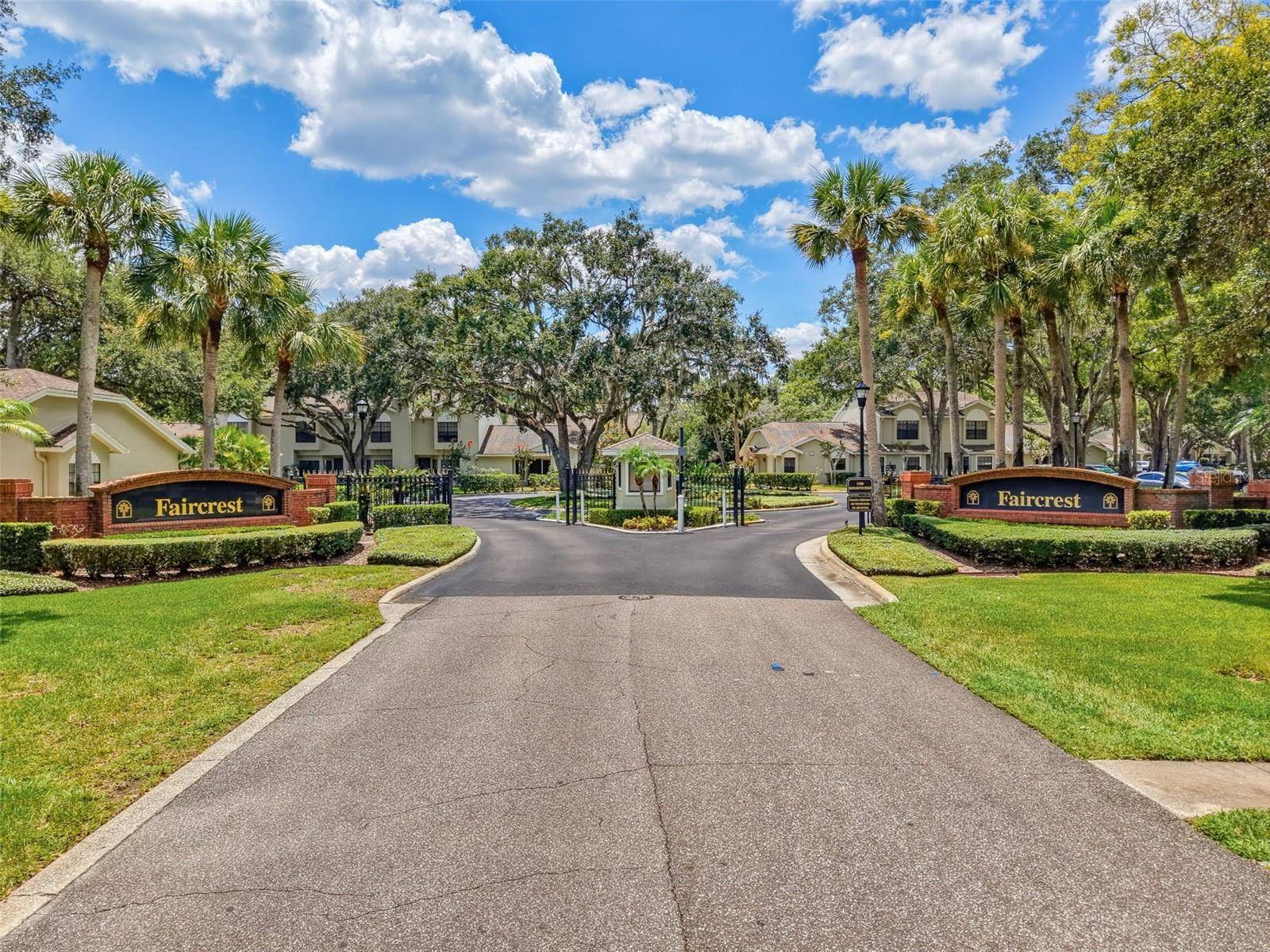 5100 BURCHETTE RD #905, Tampa, FL 33647