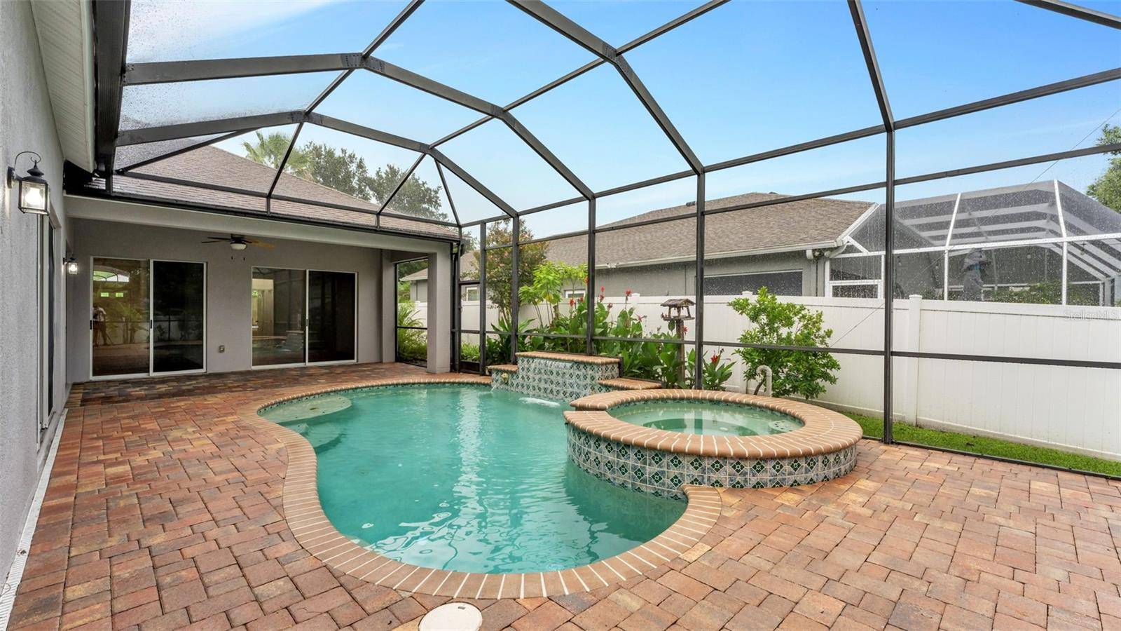 2041 HEARTLAND CIR, Valrico, FL 33594