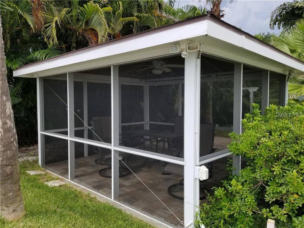 4000 BELLE VISTA DR, St Petersburg, FL 33706