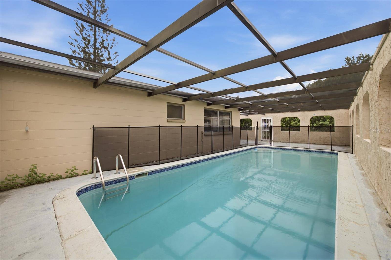 8207 DEDHAM DR, Port Richey, FL 34668