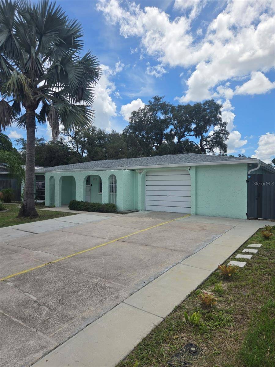 7124 ASHWOOD DR, Port Richey, FL 34668