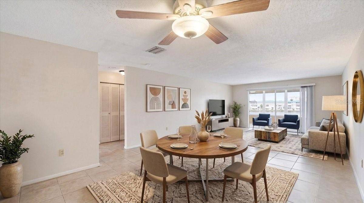 5925 SHORE BLVD S #302, Gulfport, FL 33707