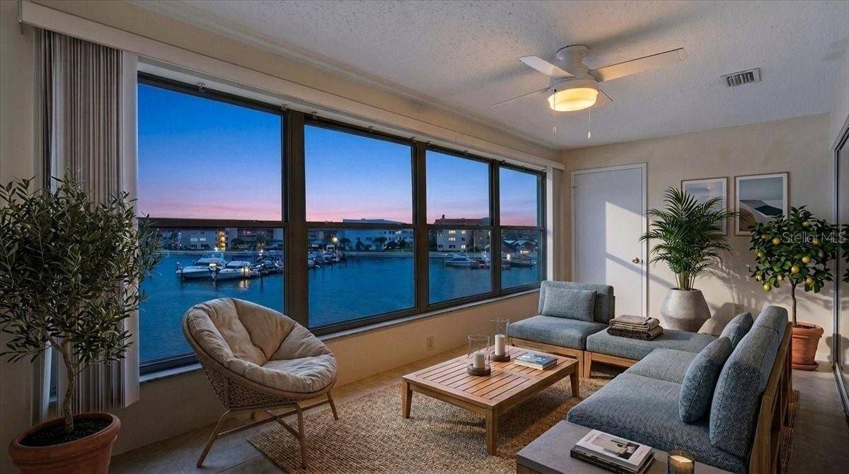 5925 SHORE BLVD S #302, Gulfport, FL 33707