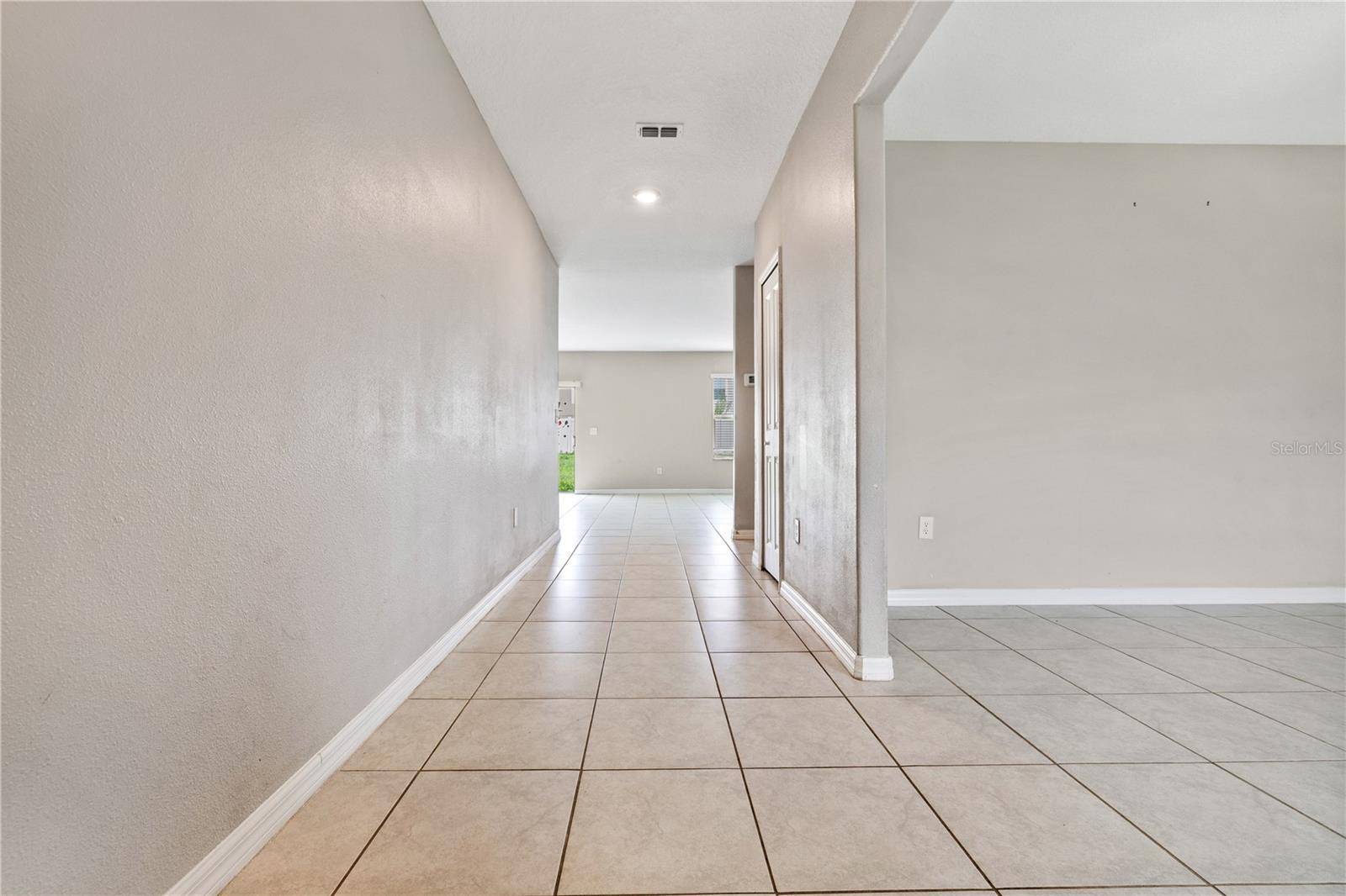 9413 CHANNING HILL DR, Ruskin, FL 33573