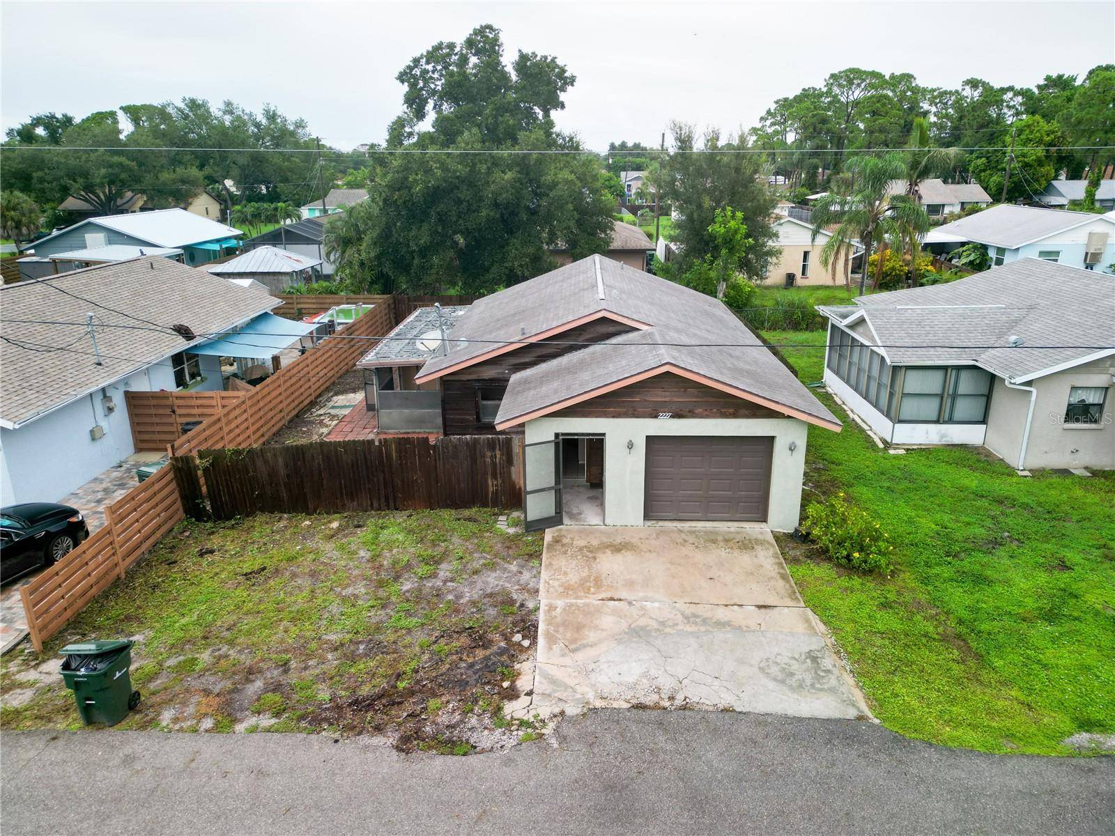 2227 BENSON ST, Sarasota, FL 34231