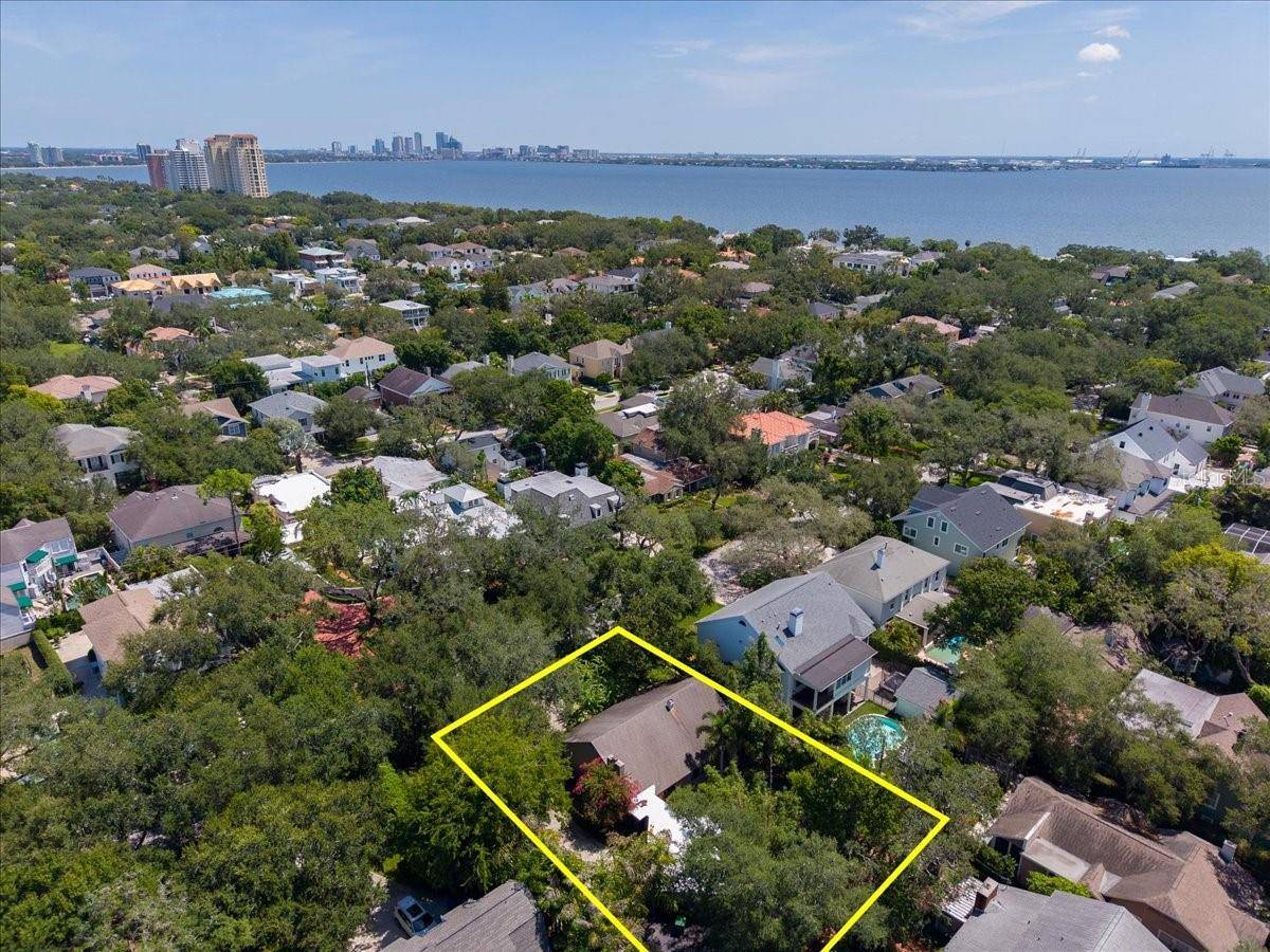 3020 W VILLA ROSA PARK, Tampa, FL 33611