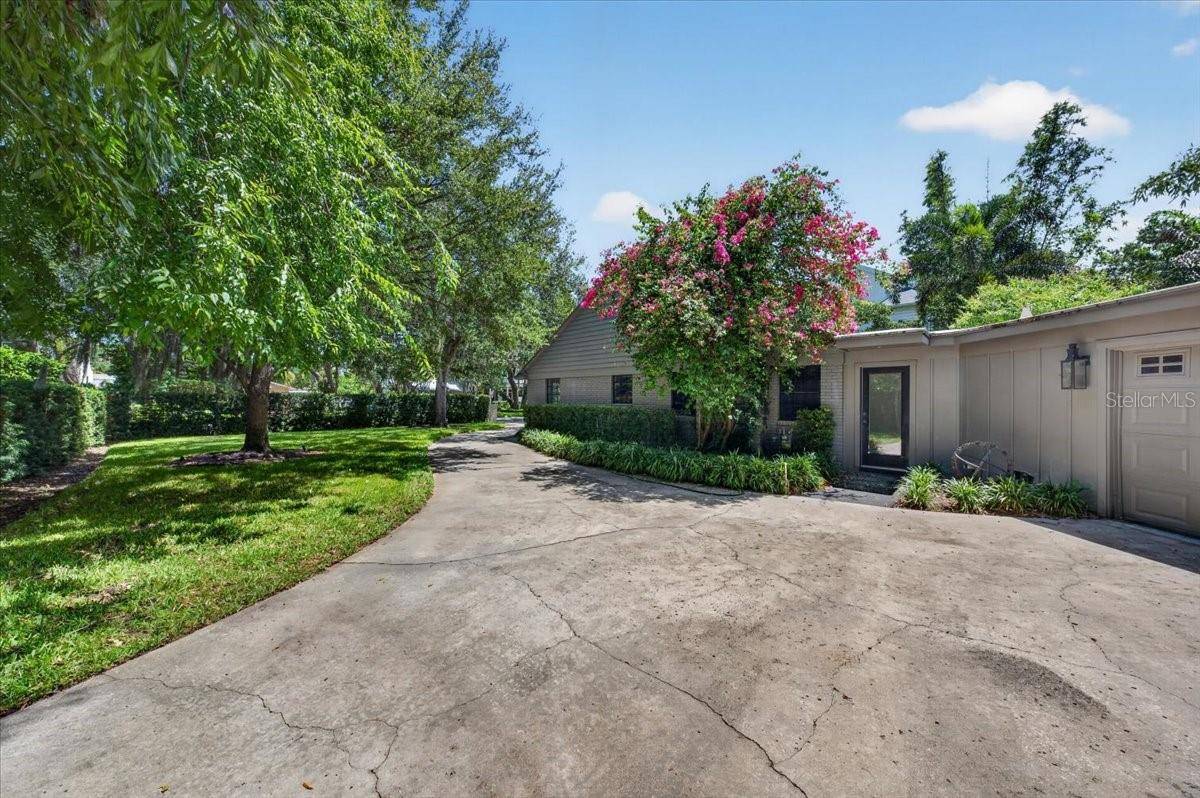 3020 W VILLA ROSA PARK, Tampa, FL 33611