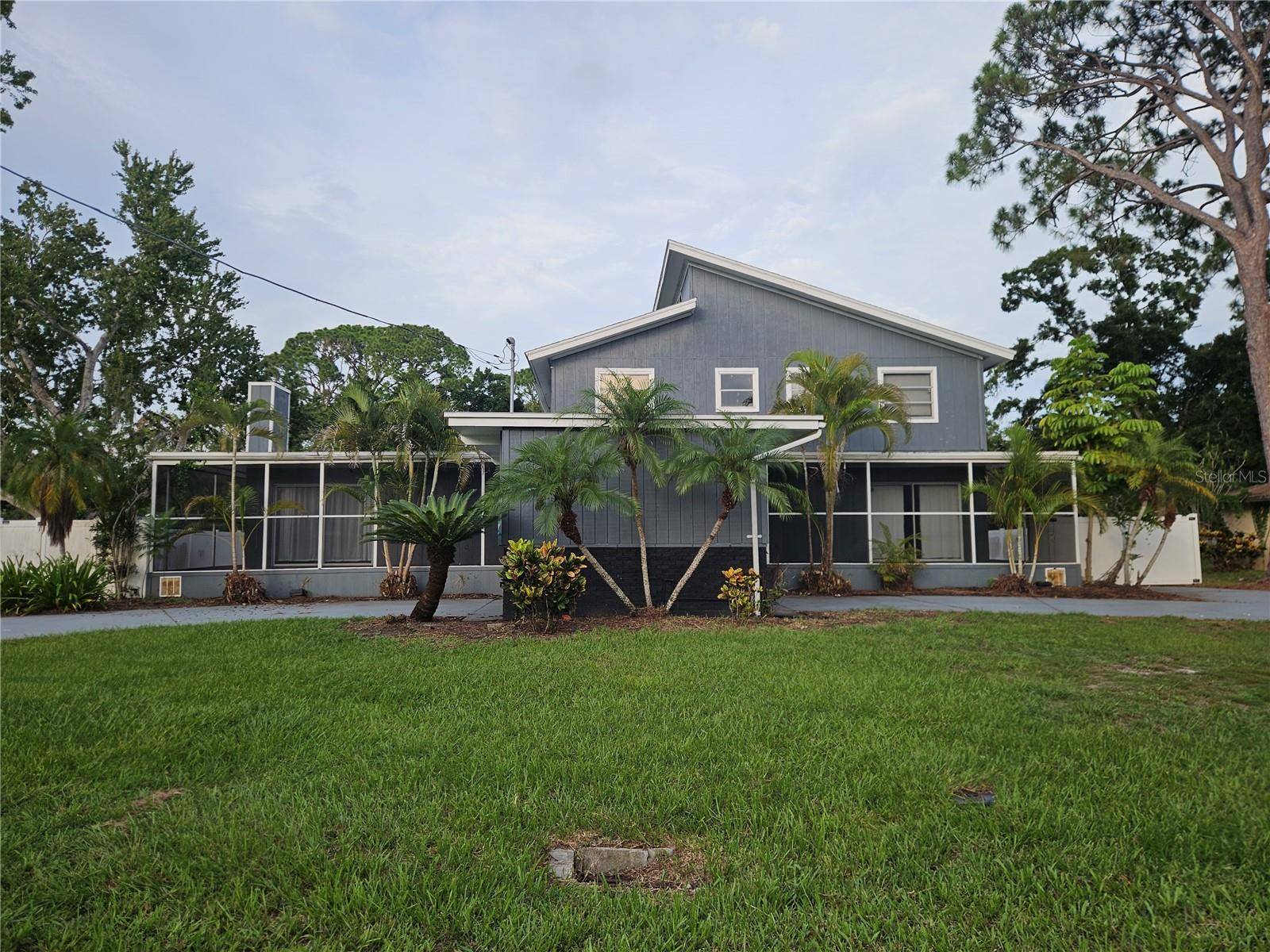 2321 INGRAM AVE, Sarasota, FL 34232