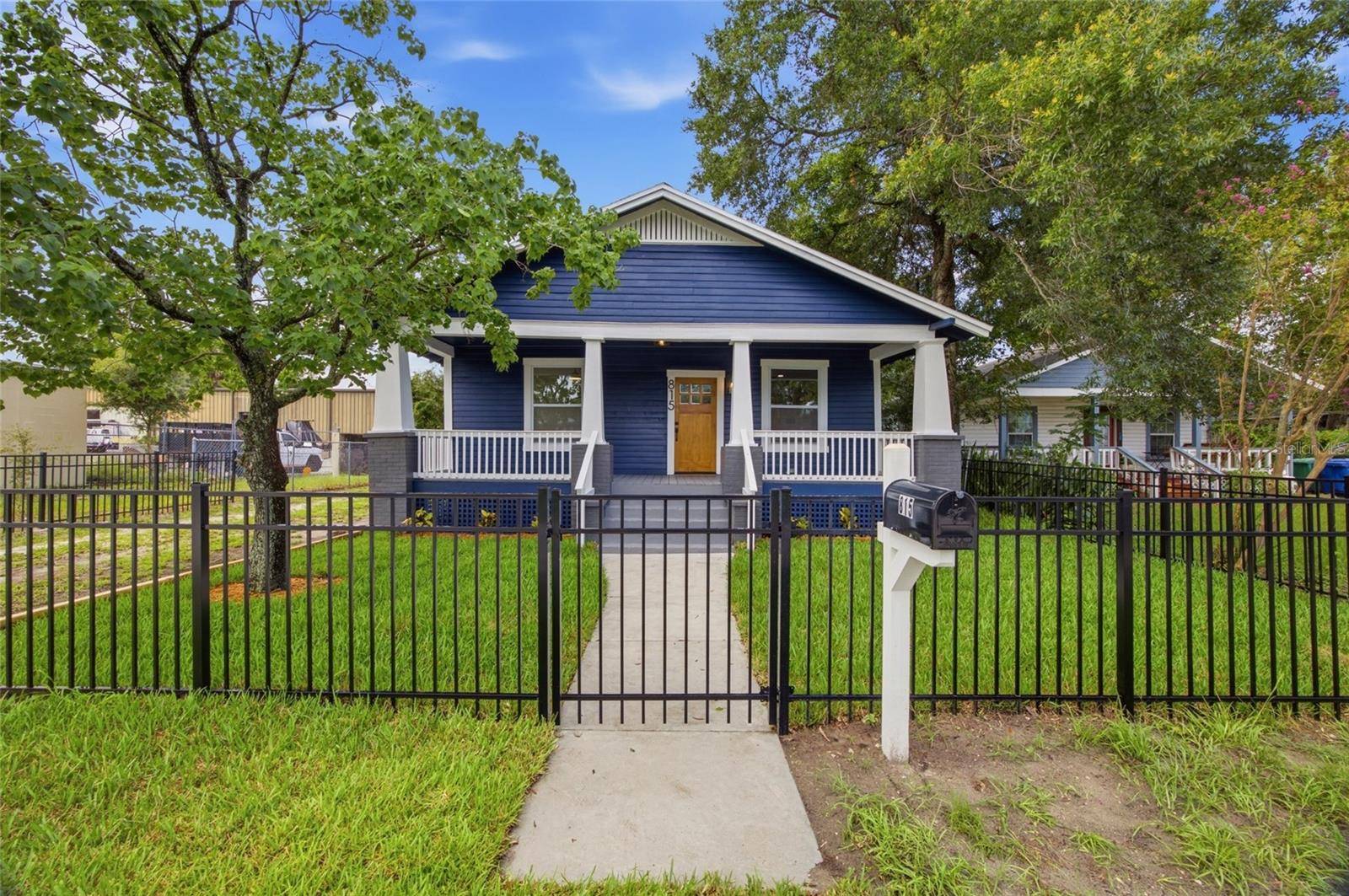 815 E FRIERSON AVE, Tampa, FL 33603