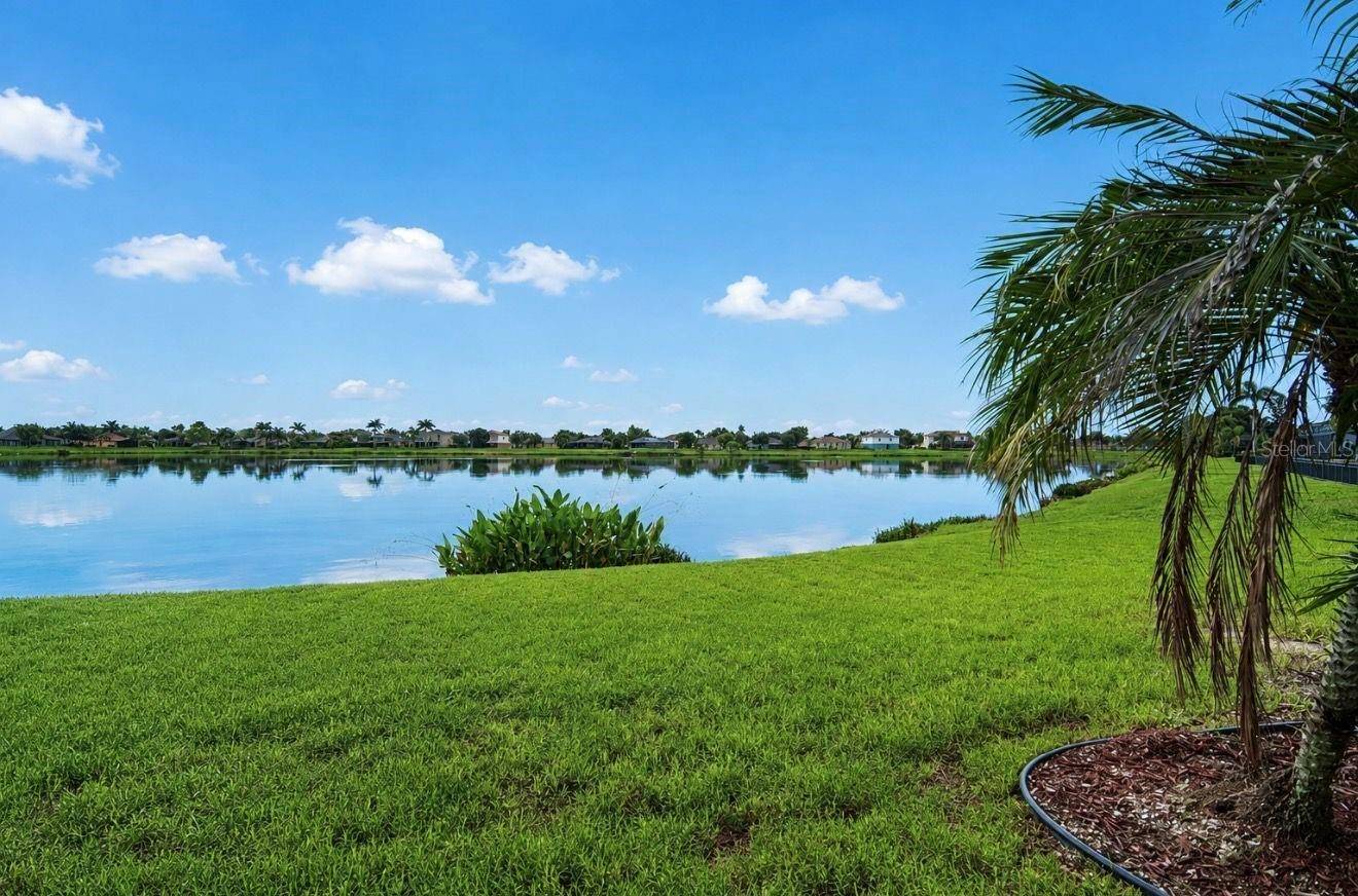 5335 SANDY SHELL DR, Apollo Beach, FL 33572