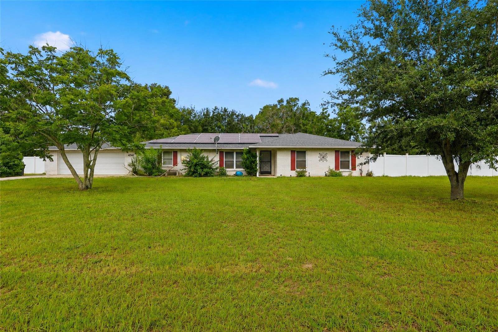 4741 SEABERG RD, Zephyrhills, FL 33541