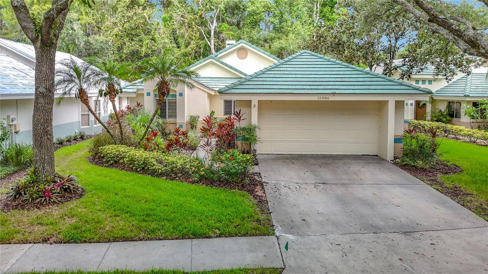 15886 SANCTUARY DR, Tampa, FL 33647