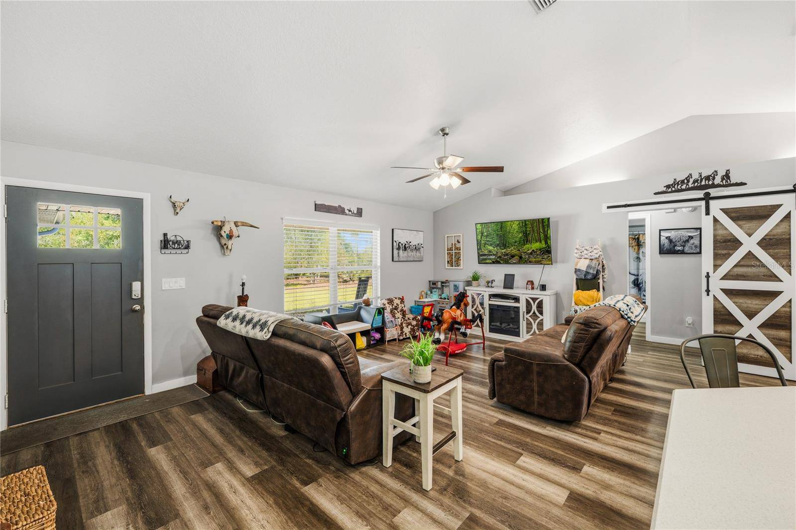 135 LINDA SUE DR, Lake Helen, FL 32744