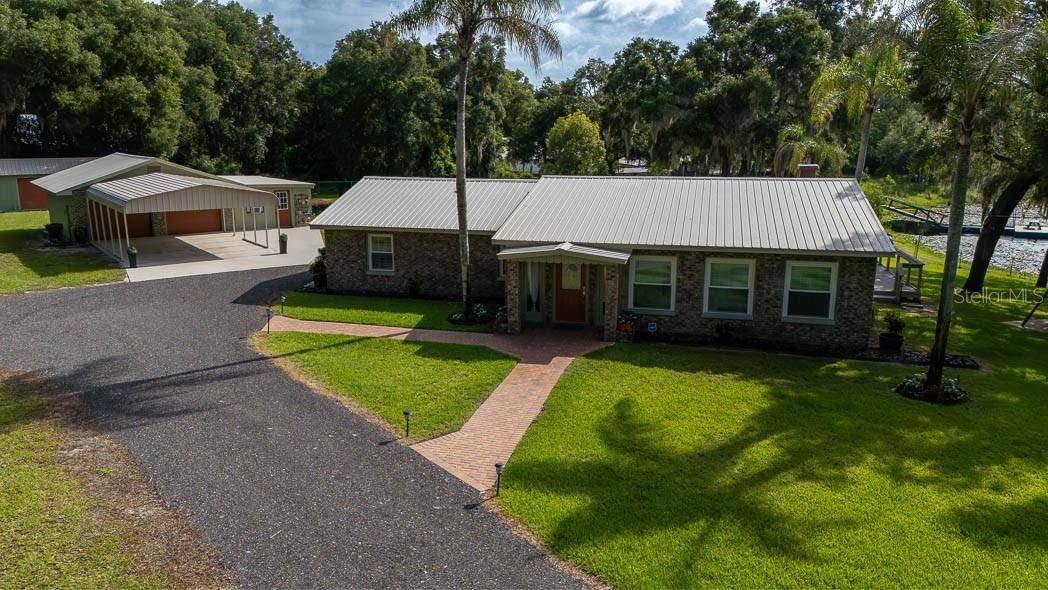 210 WESTLAKE DR, Lake Helen, FL 32744