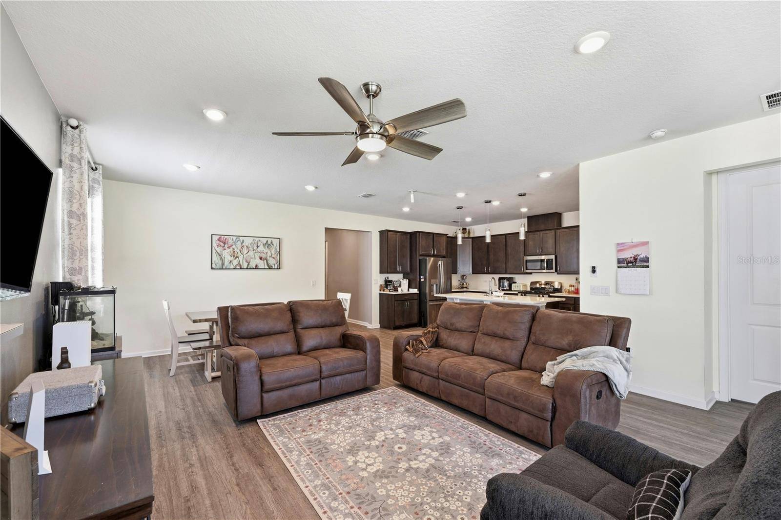 4005 SWAN GOOSE CT, Okahumpka, FL 34762