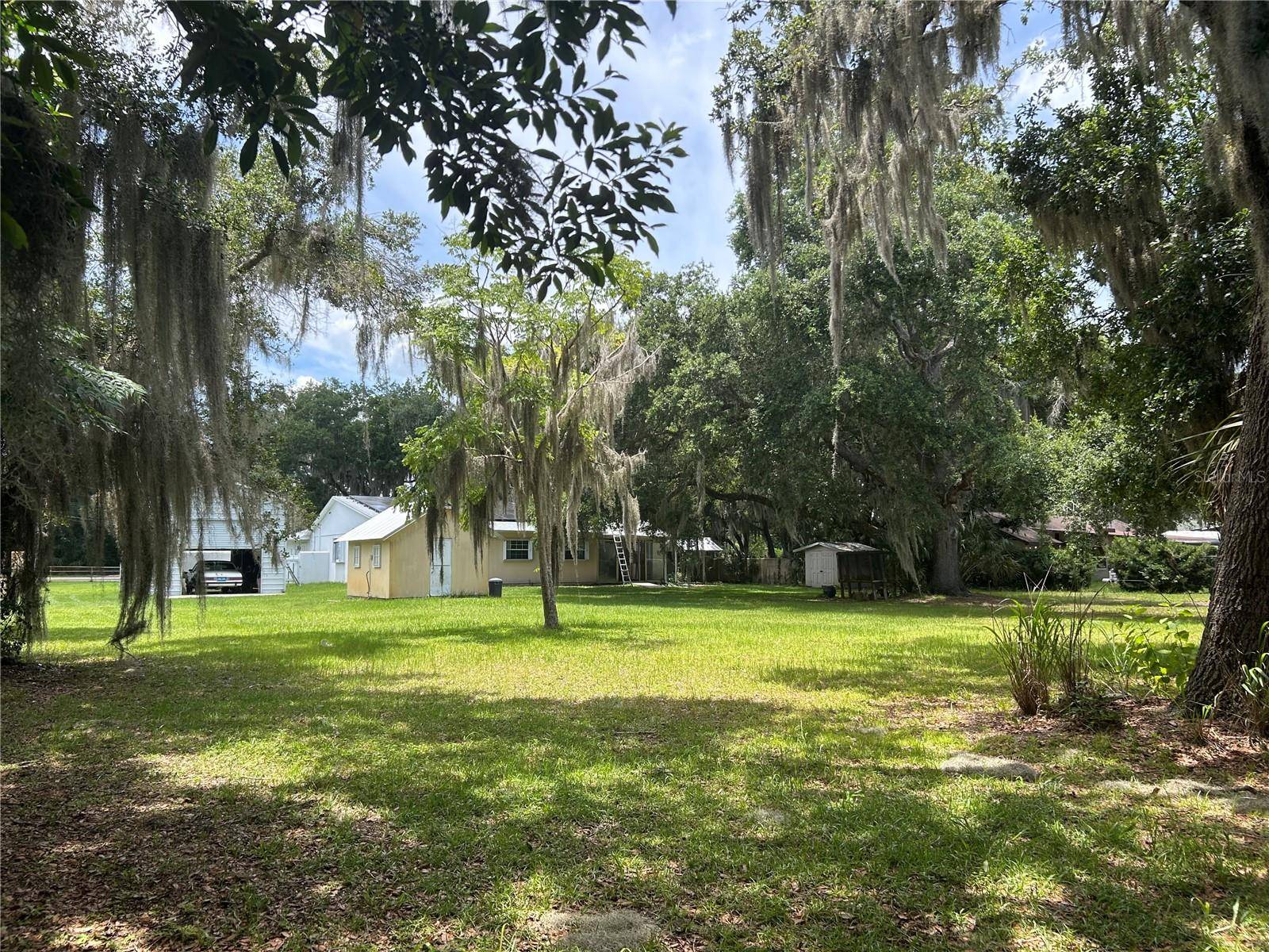 1671 FORD RD, Mims, FL 32754