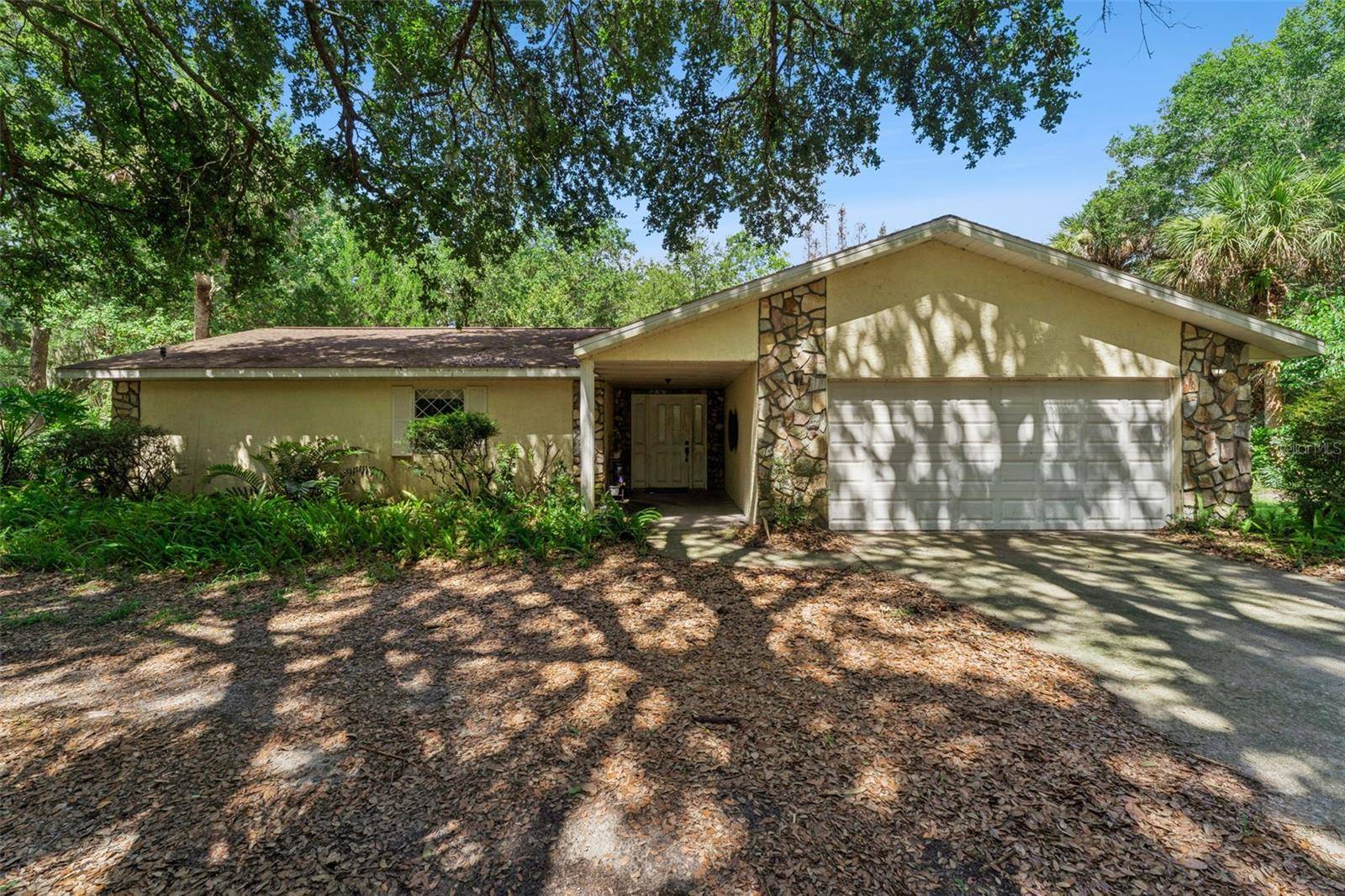 5450 ALLEN ST, Mims, FL 32754