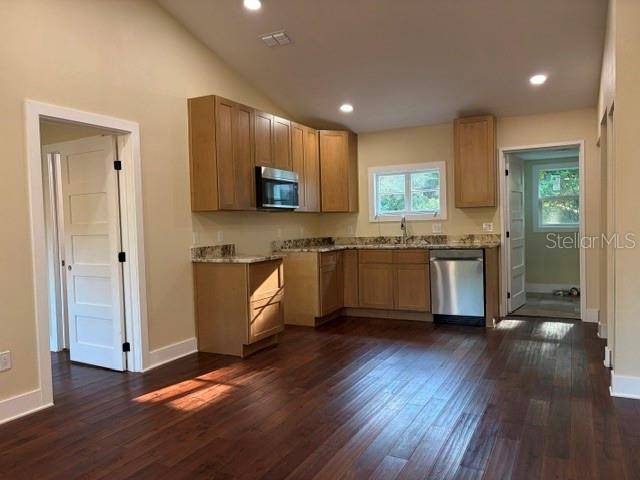 840 N FRANKFORT AVE, Deland, FL 32724