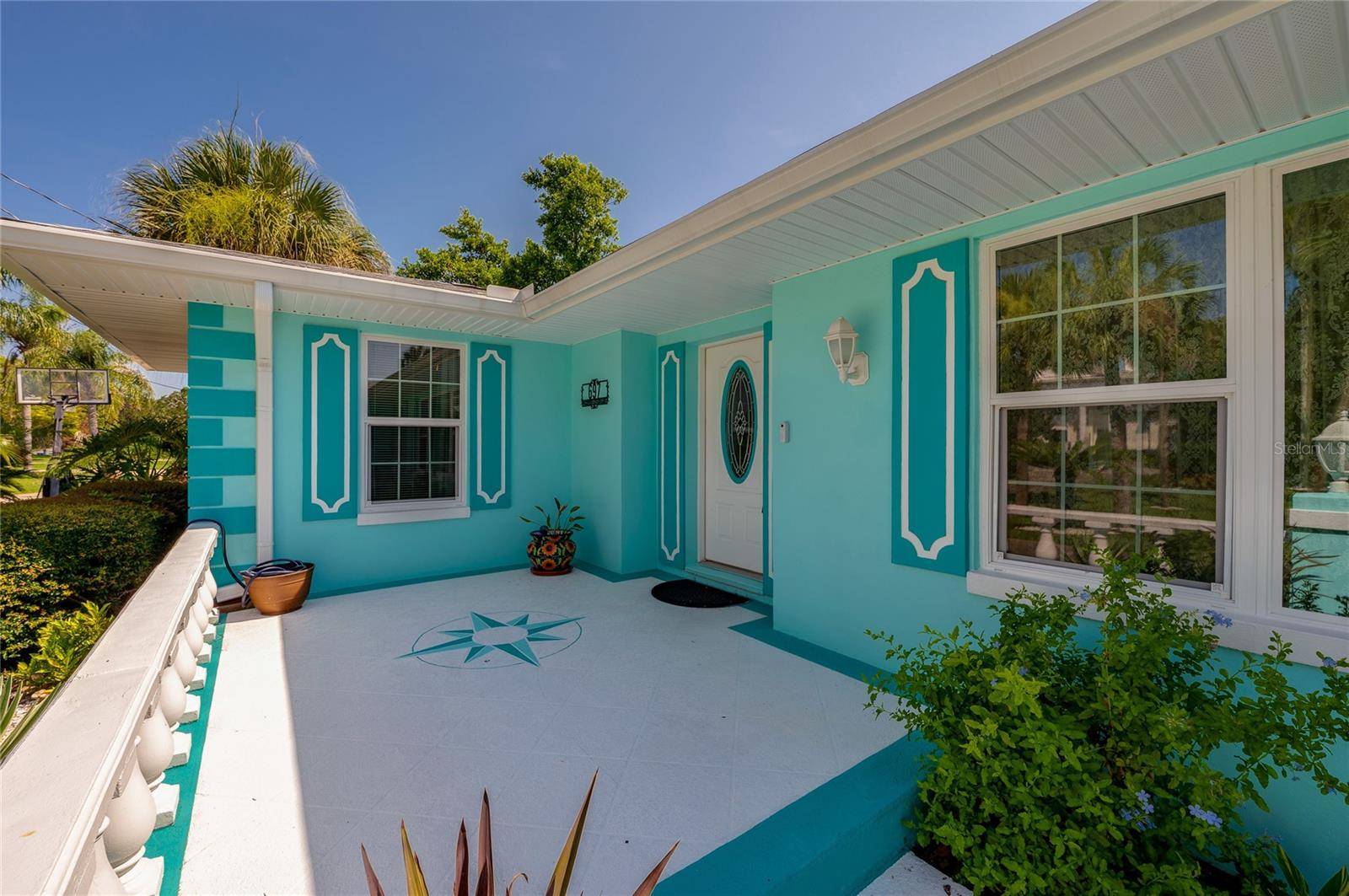 697 JOHN ANDERSON DR, Ormond Beach, FL 32176
