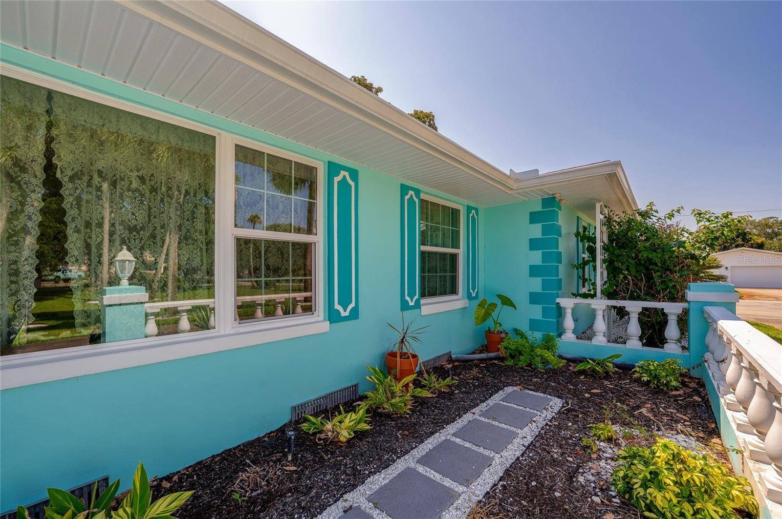 697 JOHN ANDERSON DR, Ormond Beach, FL 32176