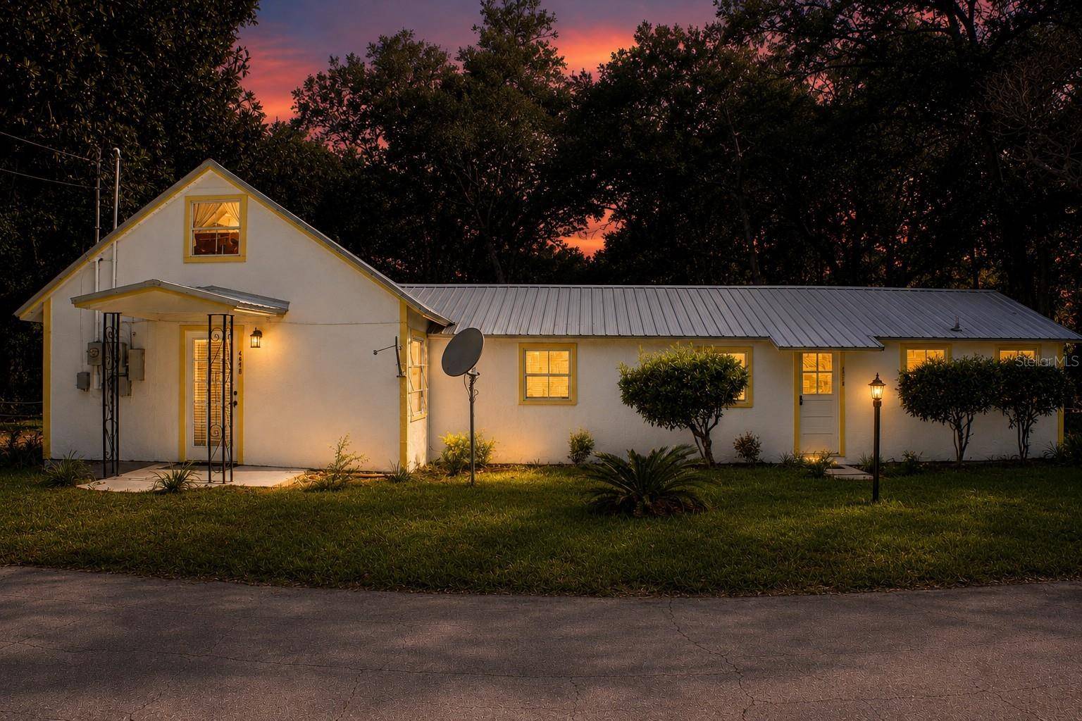 490 JOHN ST #A & B, Lake Helen, FL 32744