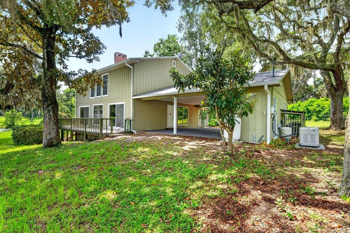 1980 LAKE HIRES RD, De Leon Springs, FL 32130