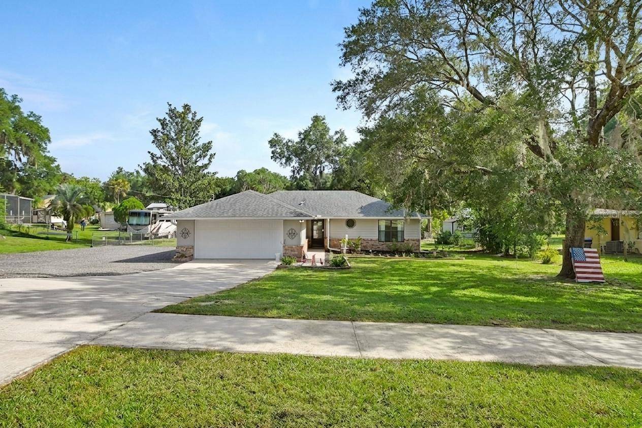 235 W RETTA ST, De Leon Springs, FL 32130