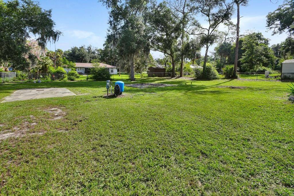235 W RETTA ST, De Leon Springs, FL 32130