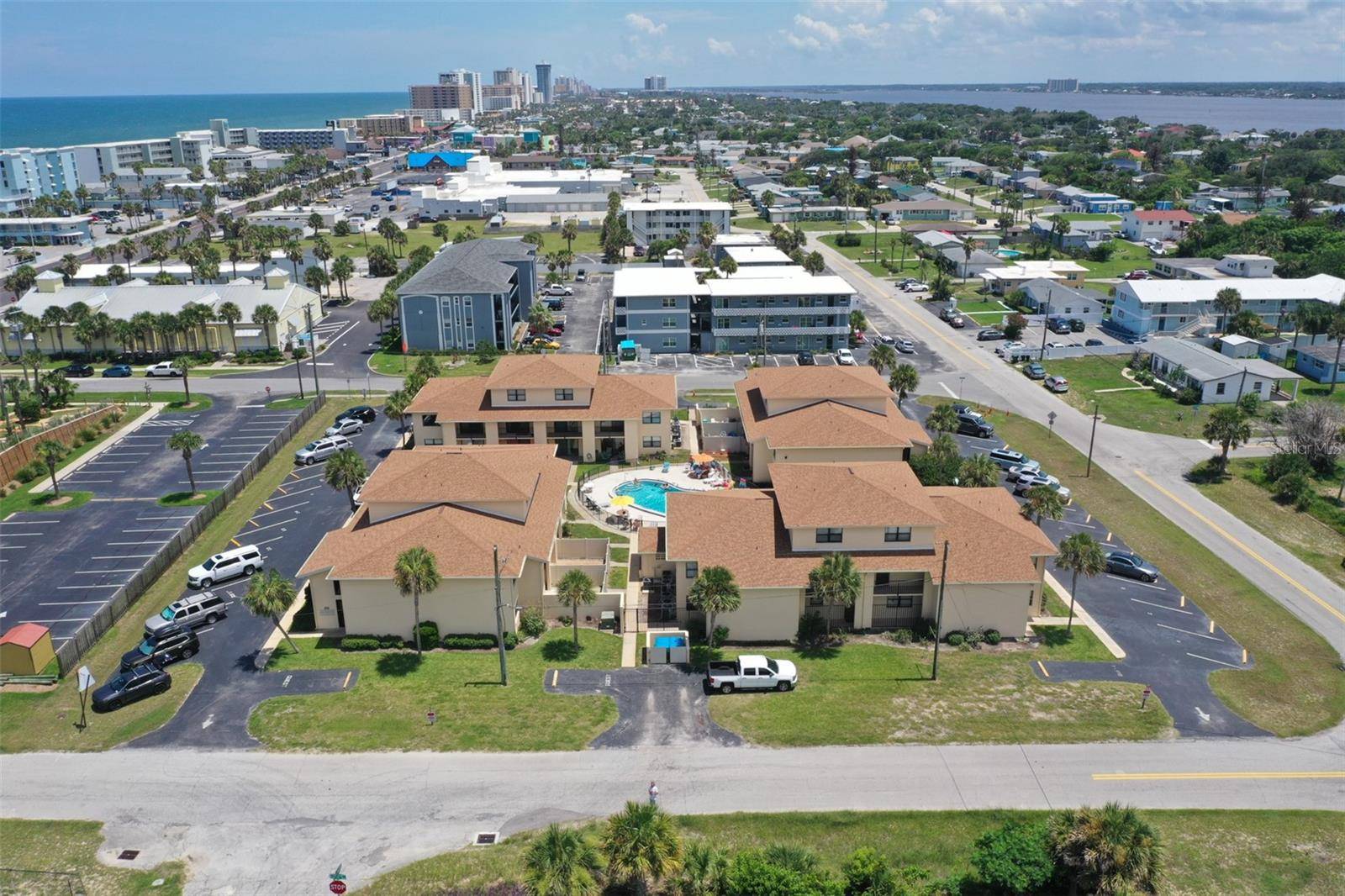 100 GRANT AVE #24, Daytona Beach Shores, FL 32118