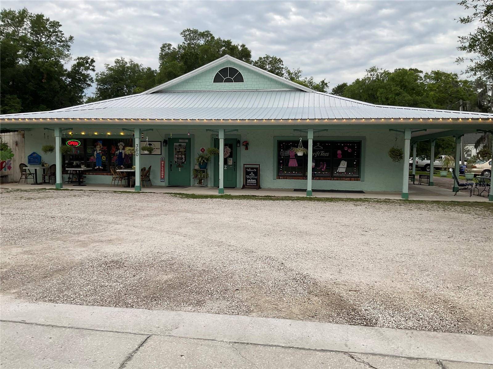 360 S LAKEVIEW DR, Lake Helen, FL 32744