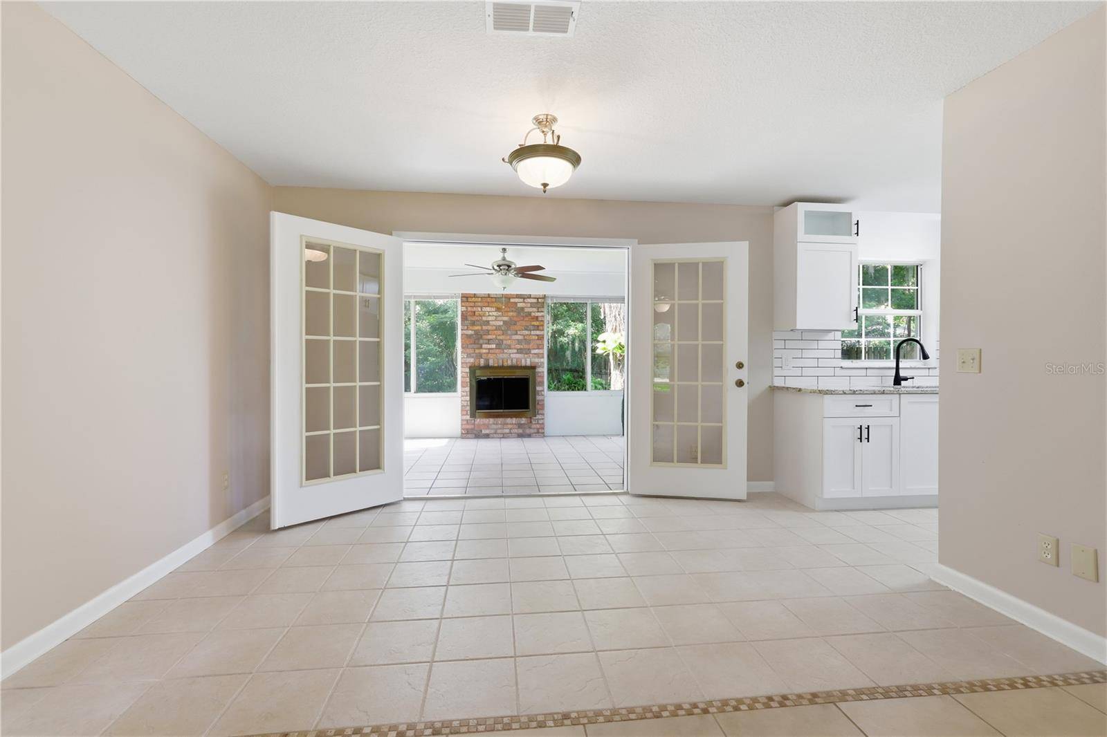 2020 LEMON ST, Deland, FL 32720
