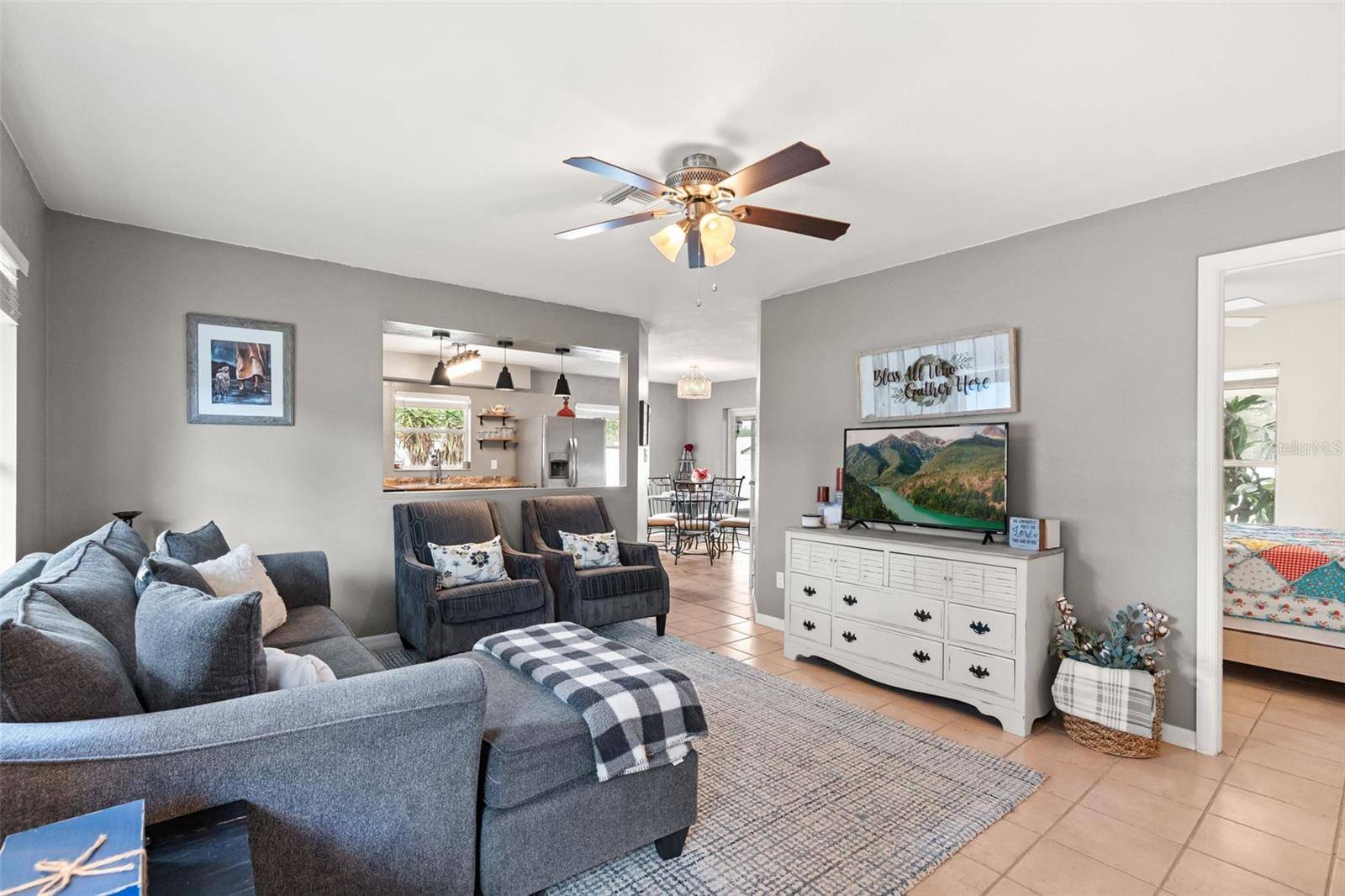503 DOROTHY CIR, Eustis, FL 32726