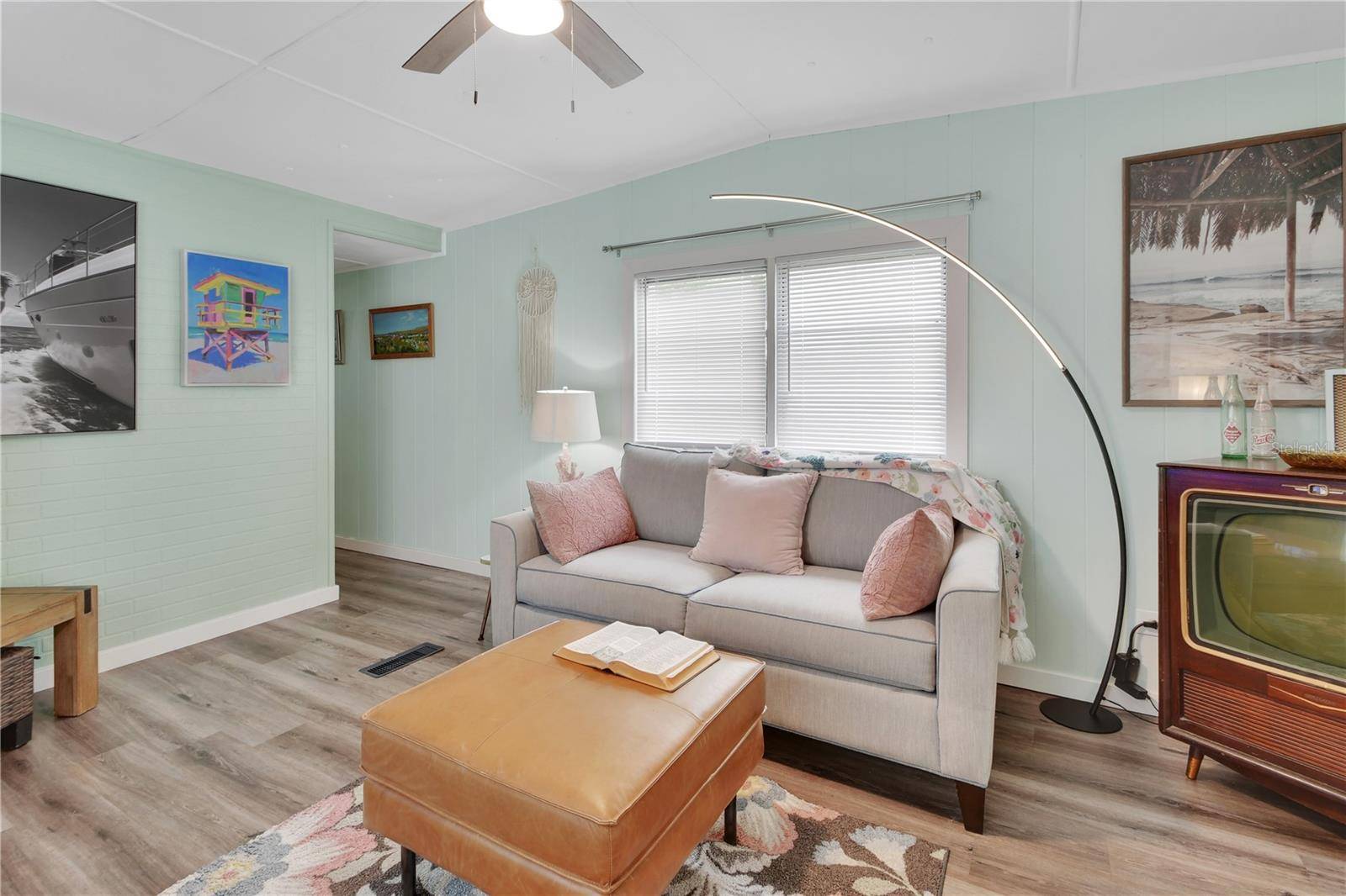 109 CYPRESS DR, Debary, FL 32713