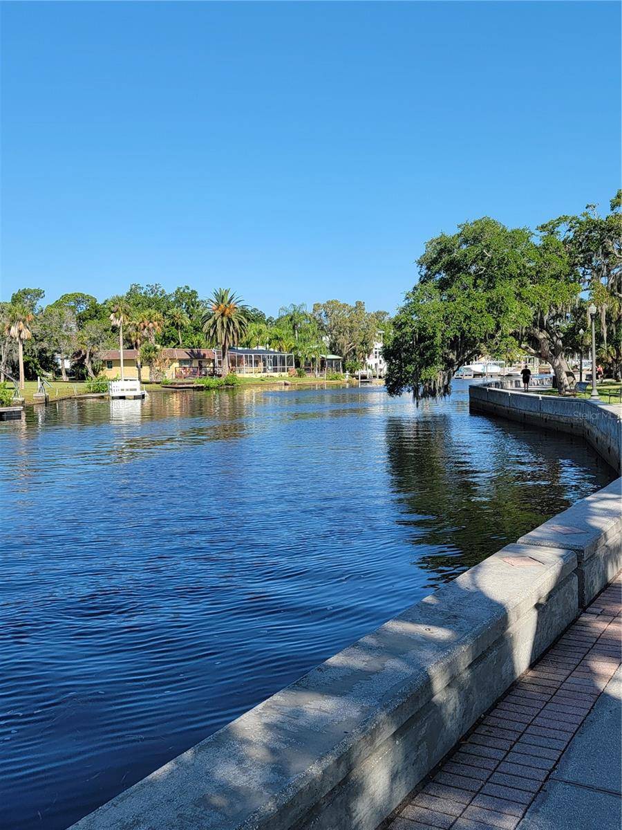 5651 ORANGE GROVE AVE, New Port Richey, FL 34652