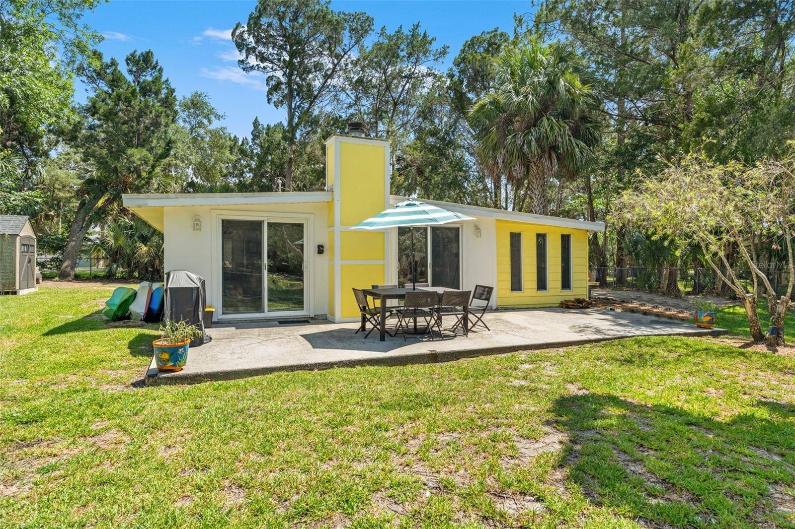 6053 PALM CREEK DR, Weeki Wachee, FL 34607