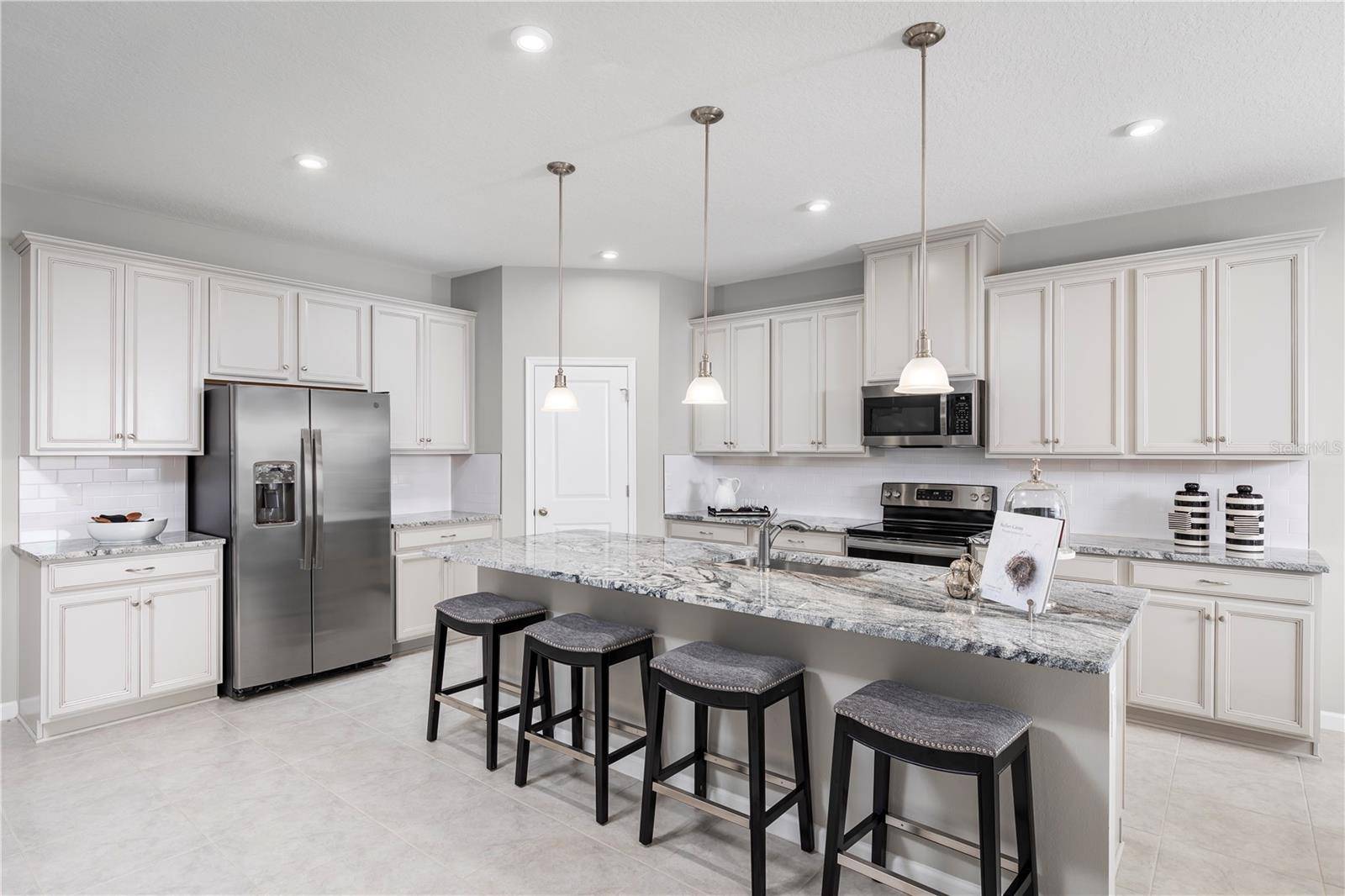 11062 NELLIE CROSSING CIR, Clermont, FL 34711