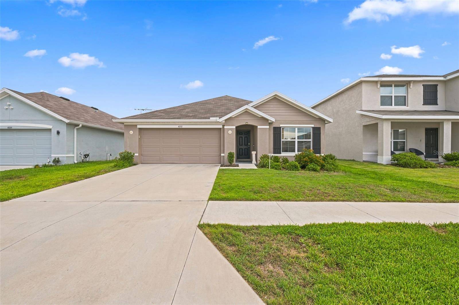 4052 AUTUMN AMBER DR, Spring Hill, FL 34609