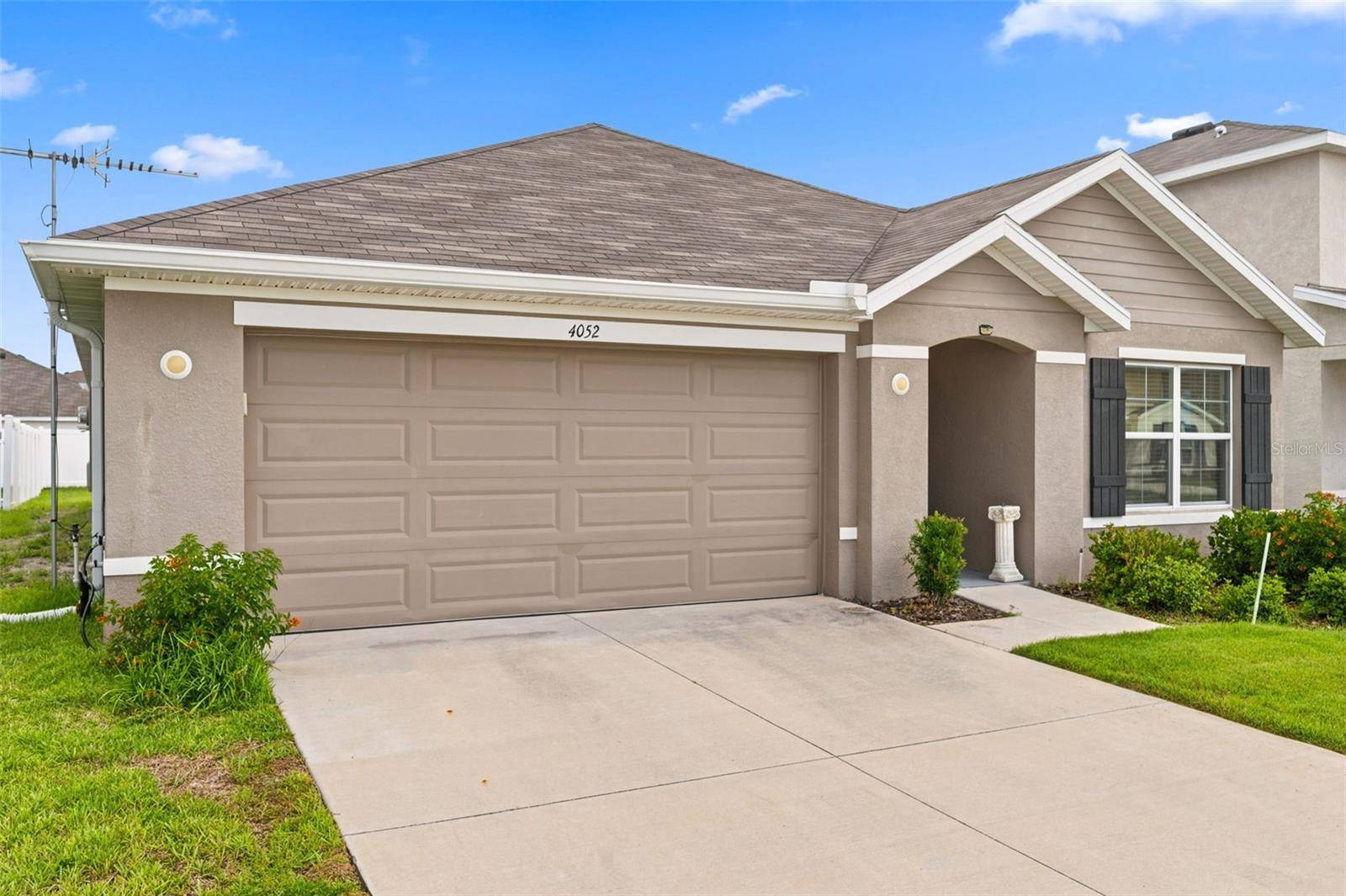 4052 AUTUMN AMBER DR, Spring Hill, FL 34609
