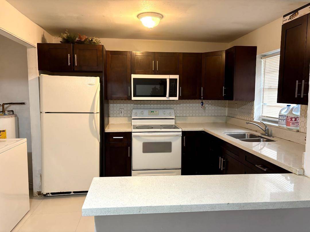 2400 NW 21ST ST #3, Fort Lauderdale, FL 33311