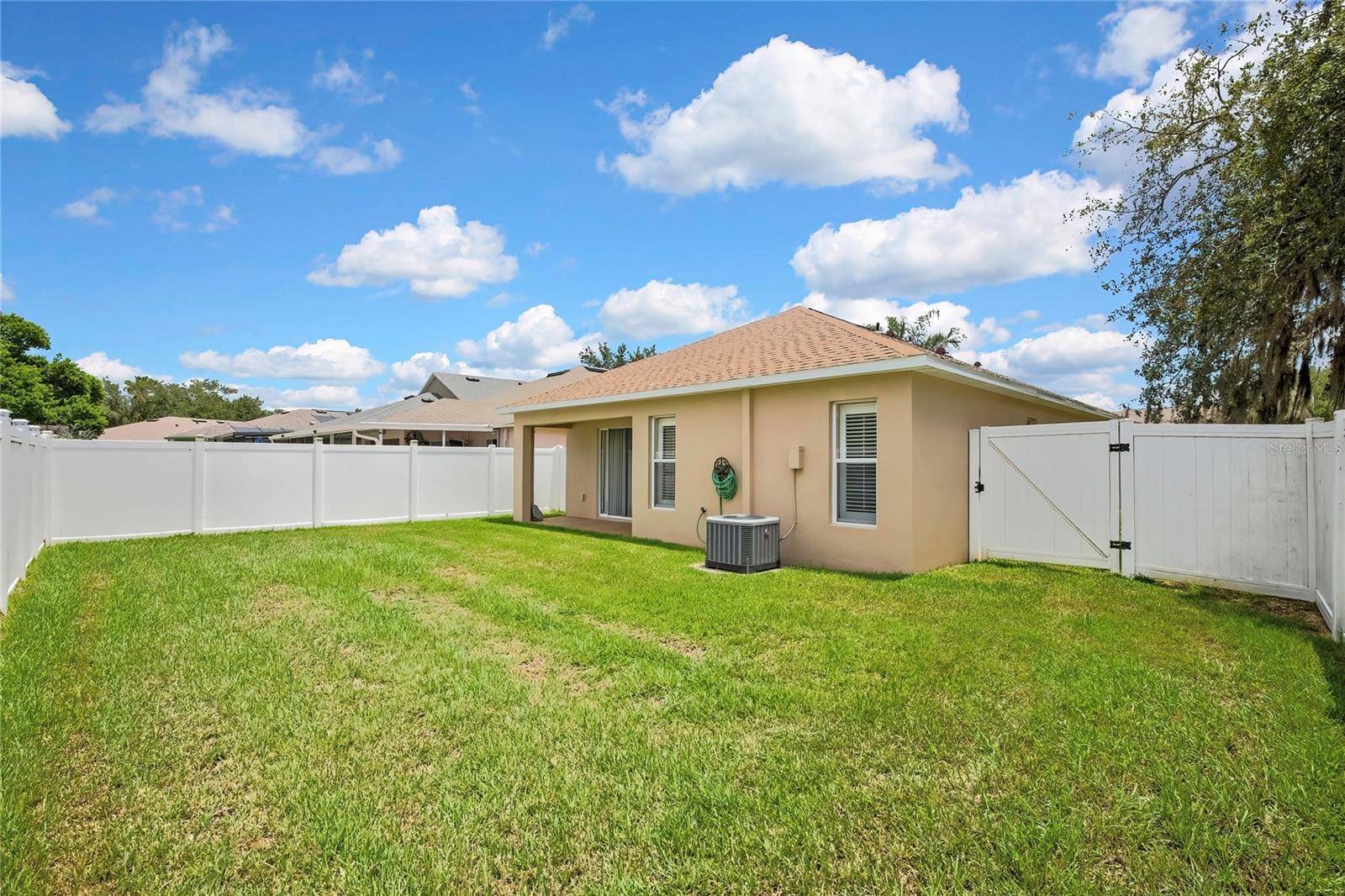 209 WINTHROP DR, Spring Hill, FL 34609