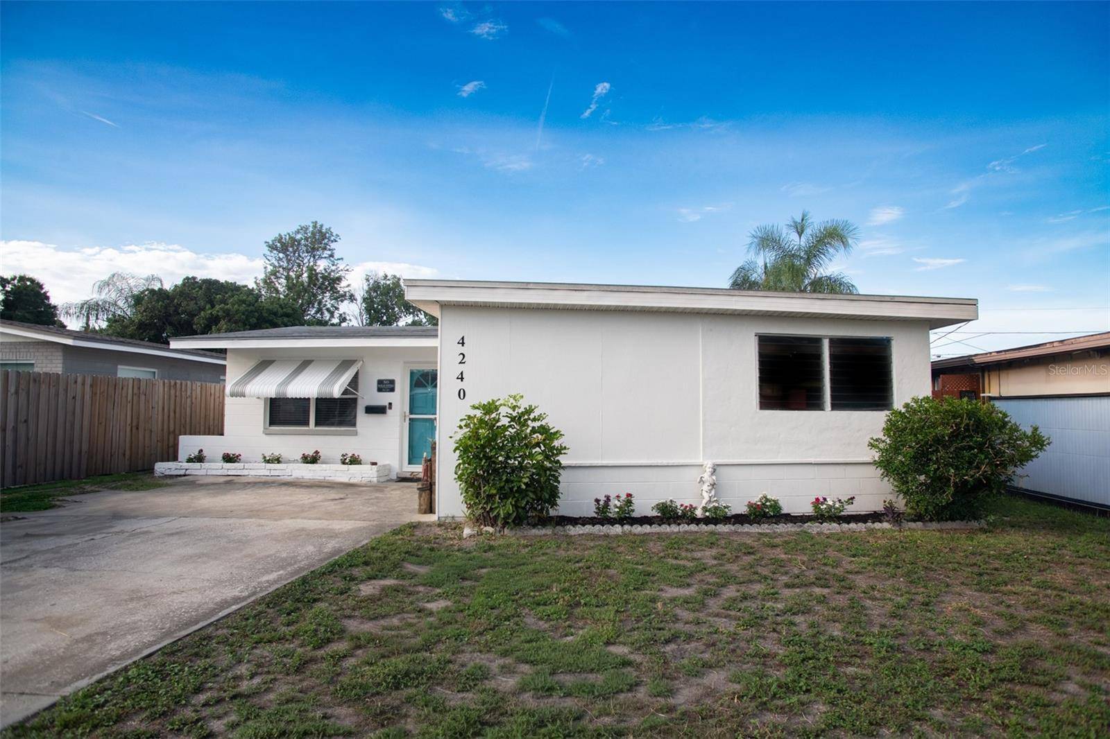 4240 69TH AVE N, Pinellas Park, FL 33781