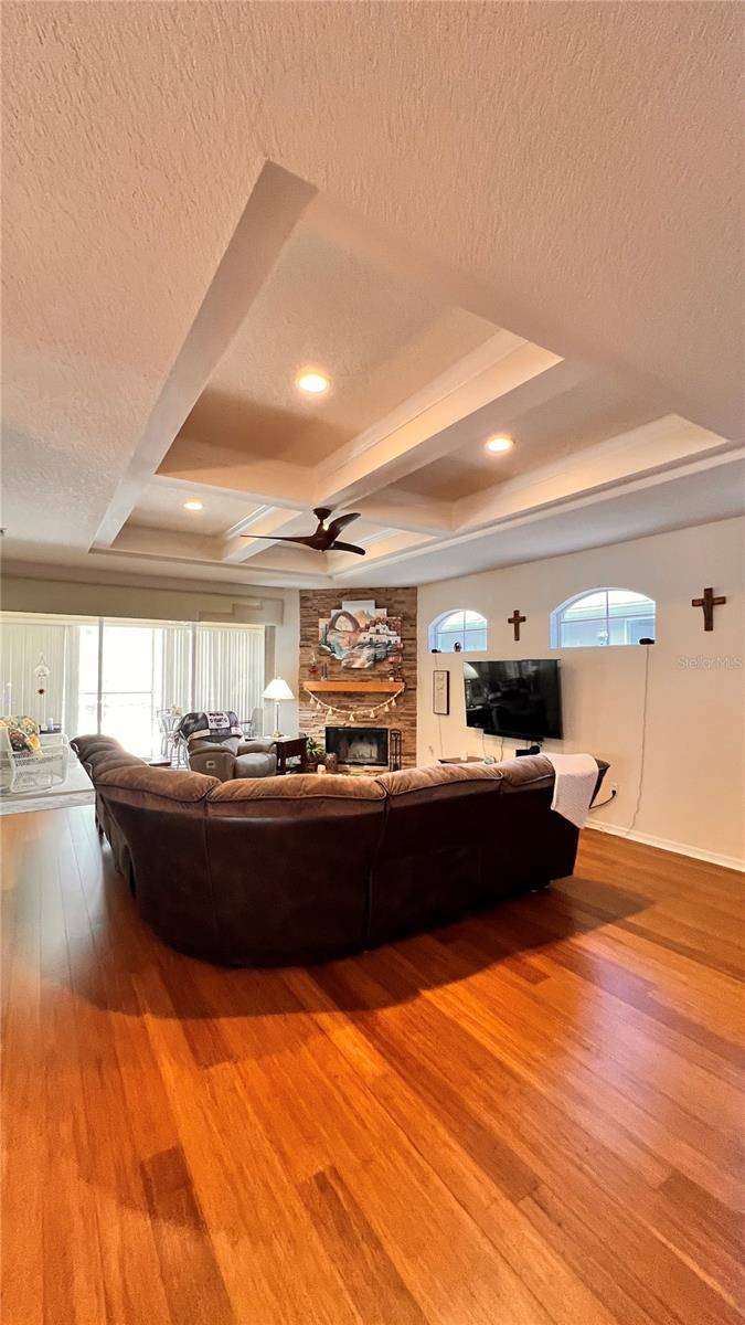 5561 LEGEND HILLS LN, Spring Hill, FL 34609