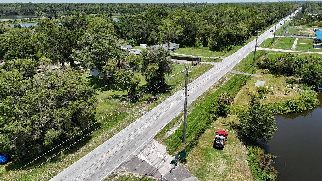 3719 E COUNTY RD 542, Lakeland, FL 33801