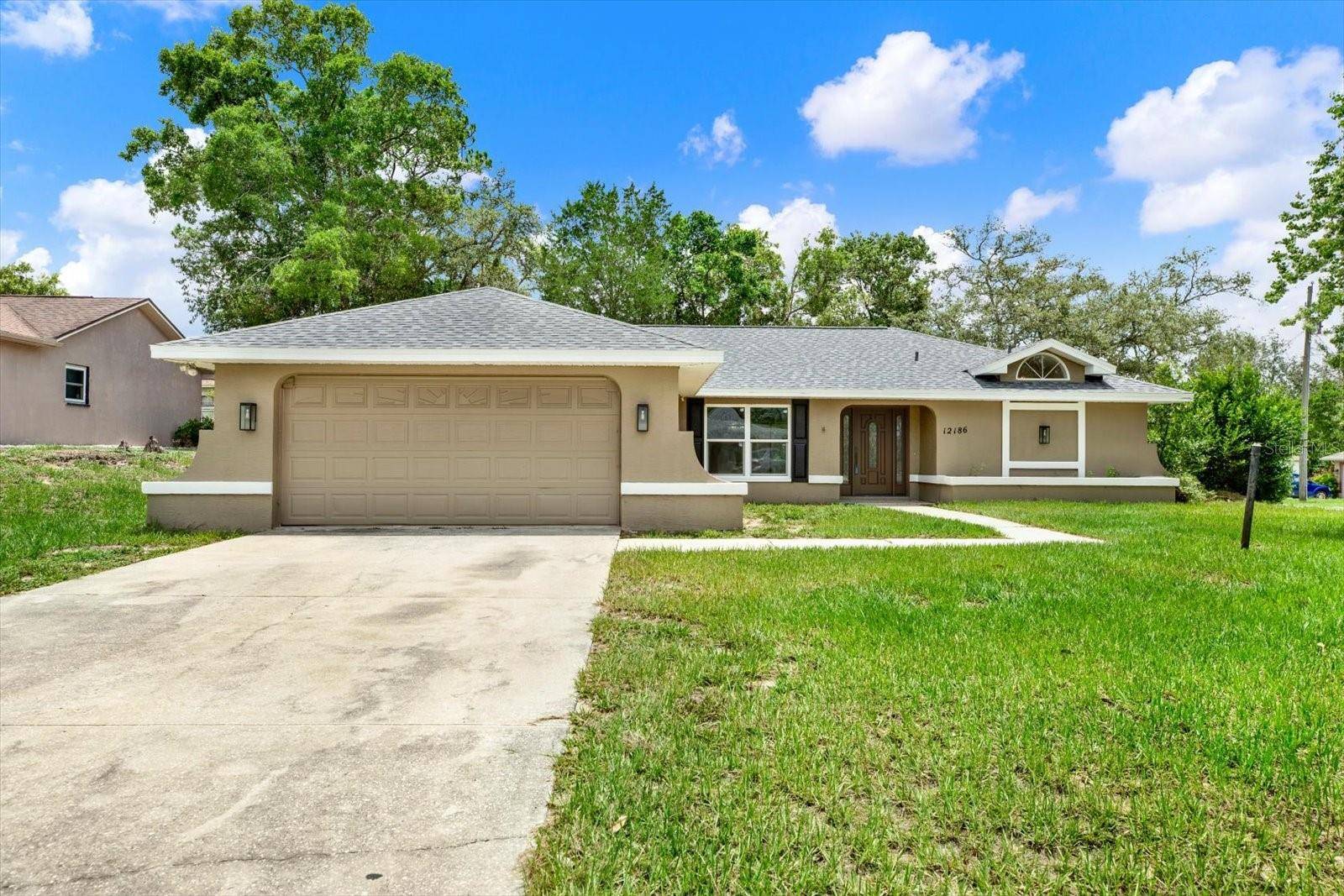12186 LAMONT DR, Spring Hill, FL 34608