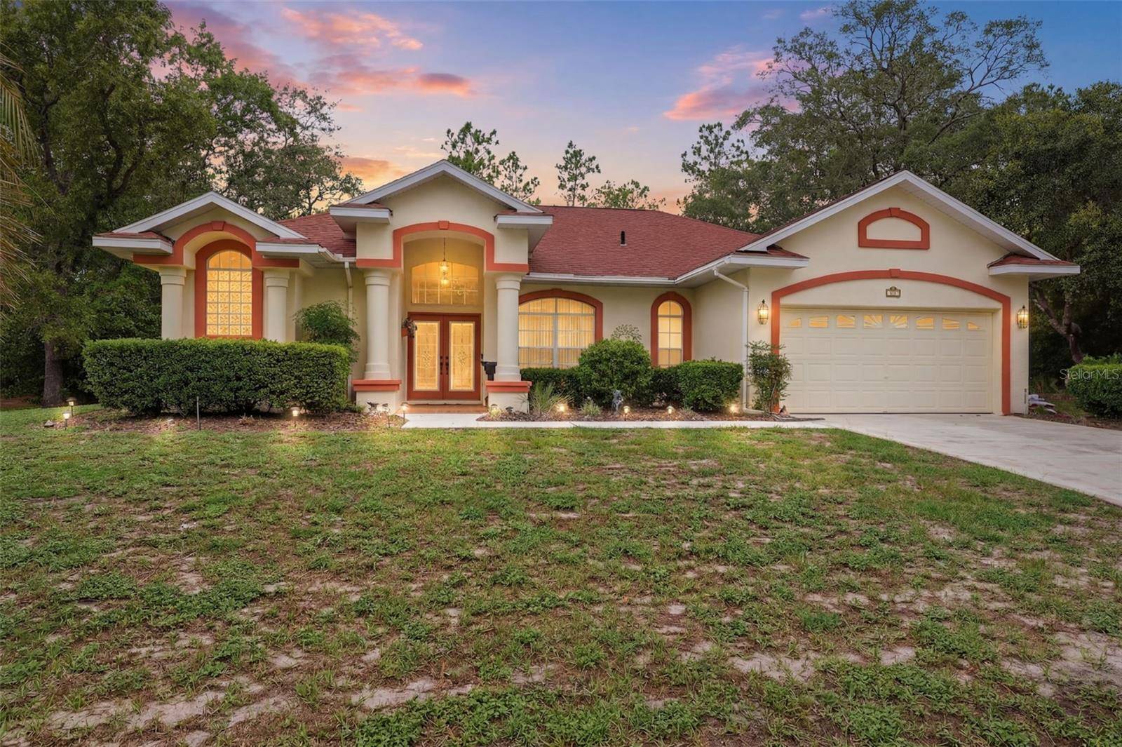 184 PINE ST, Homosassa, FL 34446